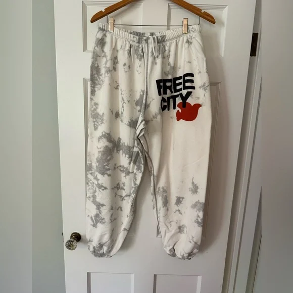 Freecity white and grey sweatpants Sz XL - Picture 1 of 3